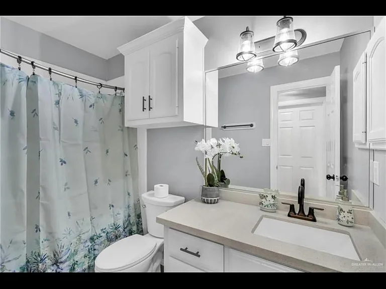 3505 W Notre Dame Dr — Photo 13