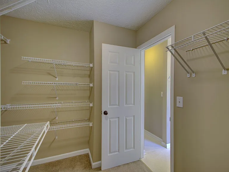 2820 Northcliff Dr — Photo 21