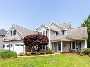 178 Four Sisters Rd, South Burlington, VT 05403