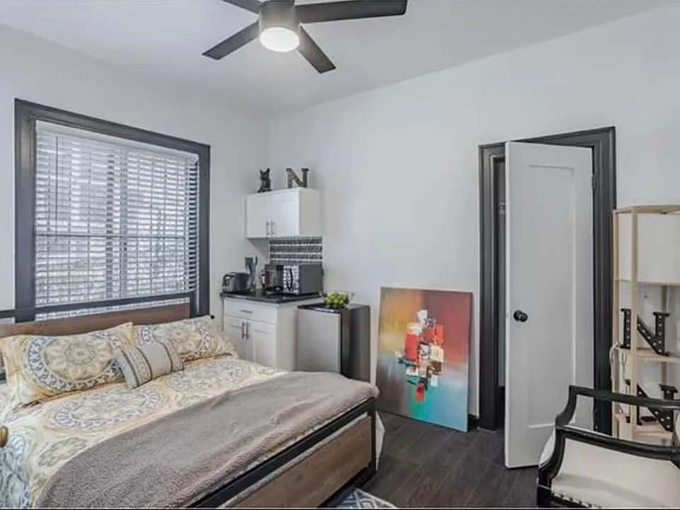 St. Moritz Apartments