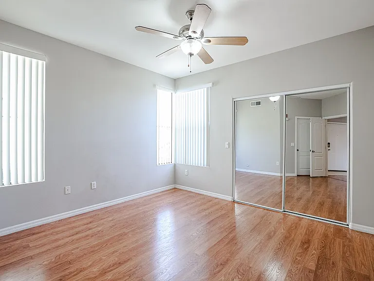 6900 E Princess Dr #1217 — Photo 11