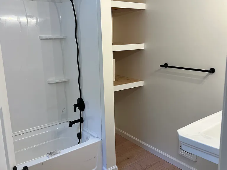 Main Full Bathroom