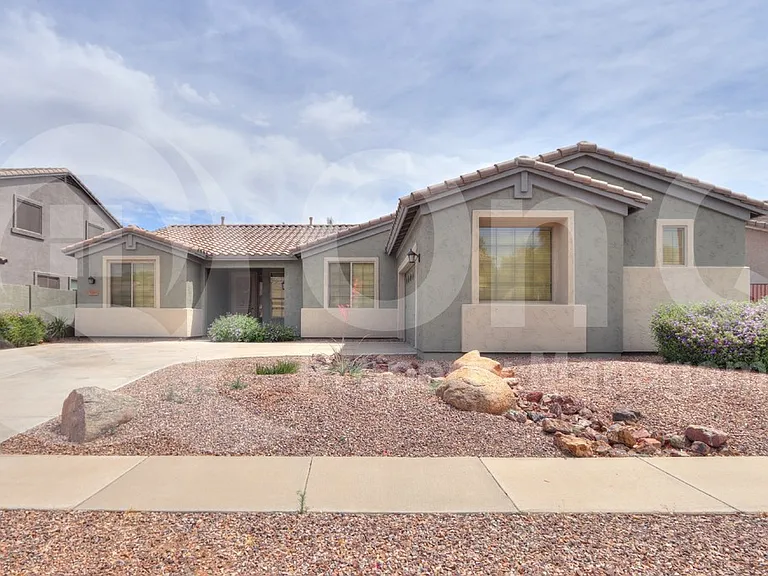 3269 E Hopkins Rd — Photo 3
