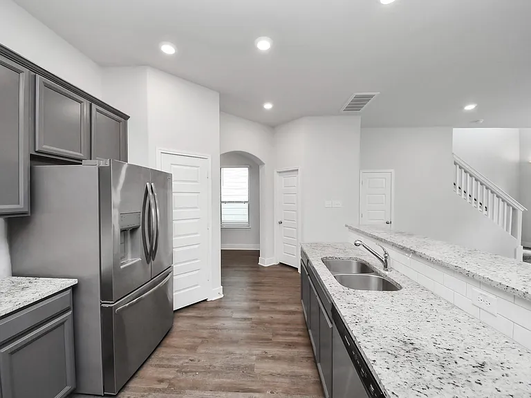 4423 Santorini Ln — Photo 10