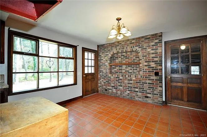 706 Maple St — Photo 8