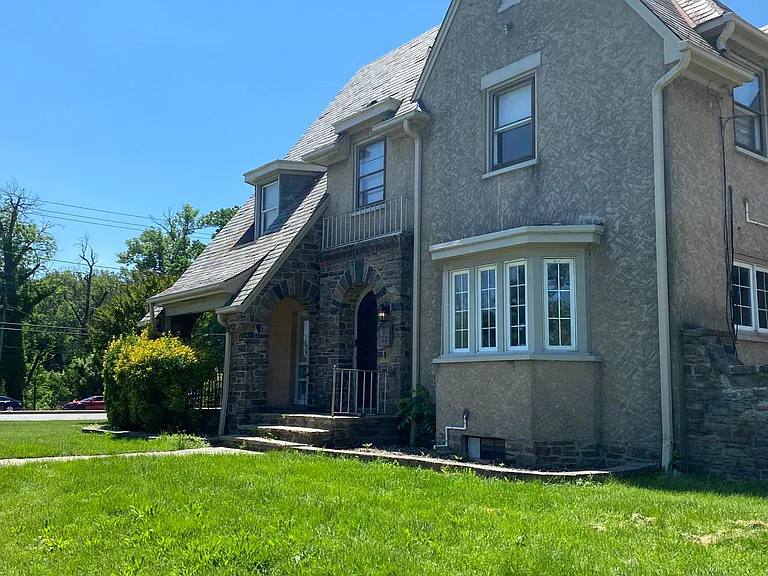 4700 Edmondson Ave — Photo 1