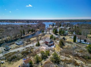 945 Riverside Dr, Wades Landing, ON P0G1A0