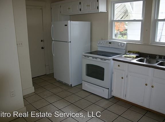 2nd image of 1326 E 28th St