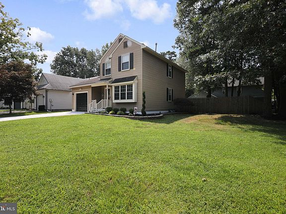 4th image of 2 Hunter Ct
