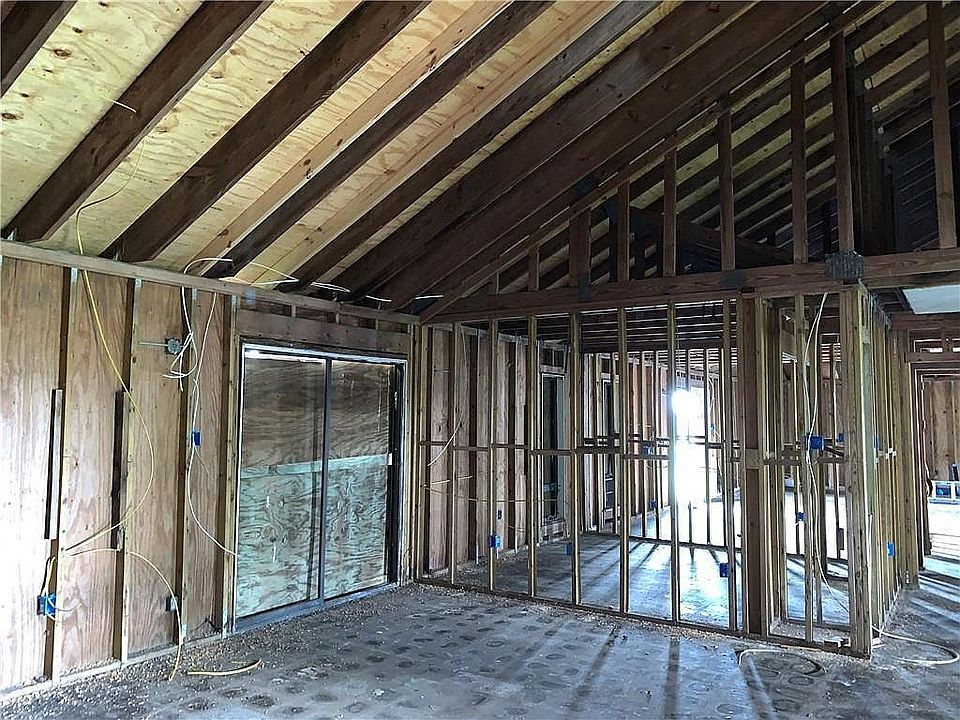 2nd image of 39900 Highway 23