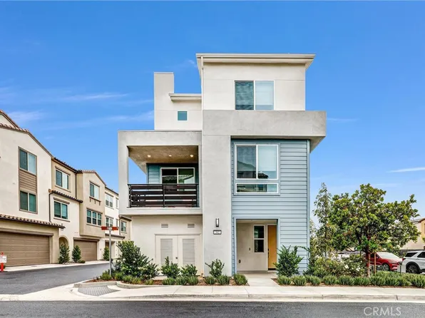 302 Fawn St, Rancho Mission Viejo, CA 92694