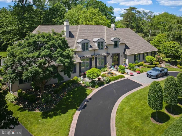 2244 Deerpath Rd, Huntingdon Valley, PA 19006