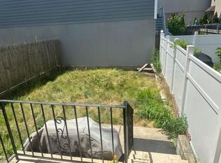 77 Colgate St APT 1, Jersey City, NJ 07302