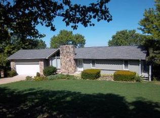 1192 Tate Rd, Ridgedale, MO 65739