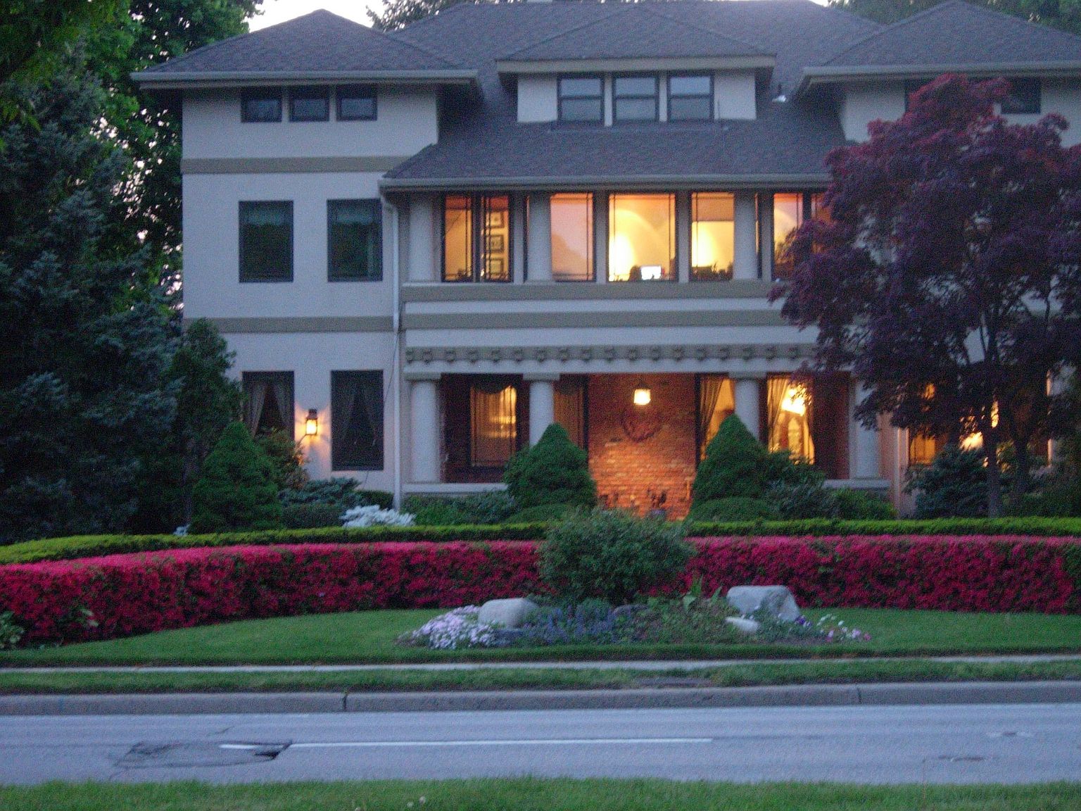 40 Nassau Blvd, Garden City, NY 11530 Zillow