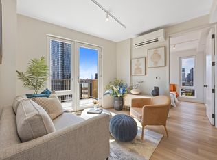 16 West St #209, Brooklyn, NY 11222