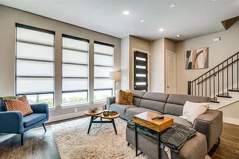 8052 Ingram Dr — Photo 3
