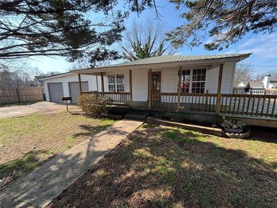 6205 Helen St, Lula, GA, 30554