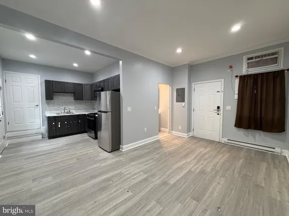 345 Woodland St, Trenton, NJ 08610