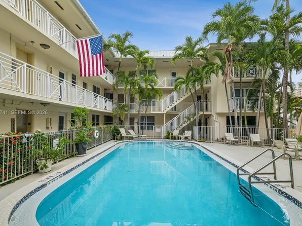 255 Sunrise Dr APT 107, Key Biscayne, FL 33149