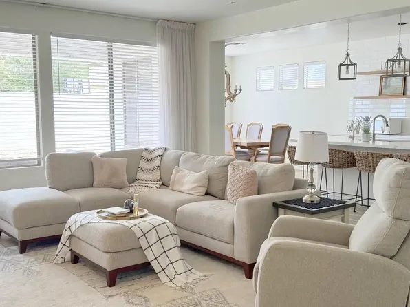 862 E GEMINI Place, Chandler, AZ 85249