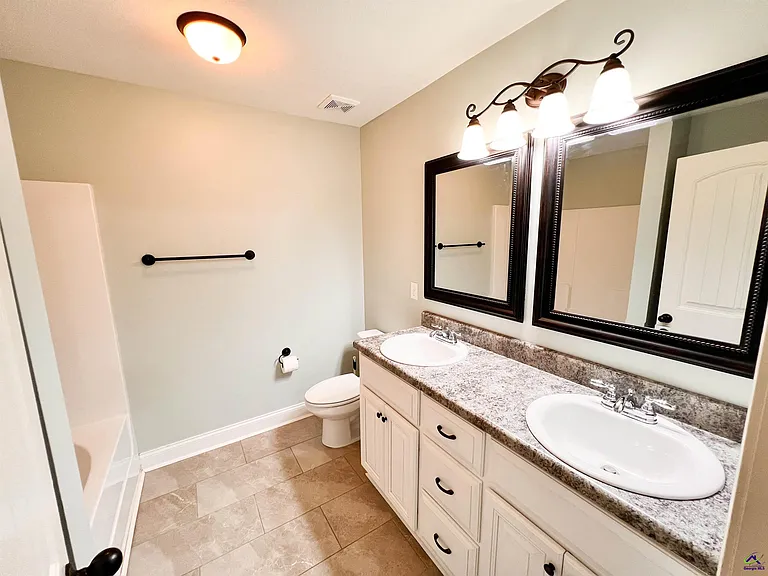 119 Washington Place Dr — Photo 15