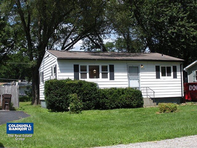 1st image of 4914 Willow Ln