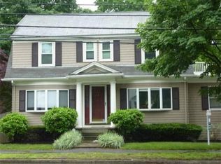 561 Lexington St, Waltham, MA 02452