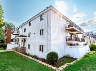2002 Garfield Ave S, Minneapolis, MN 55405