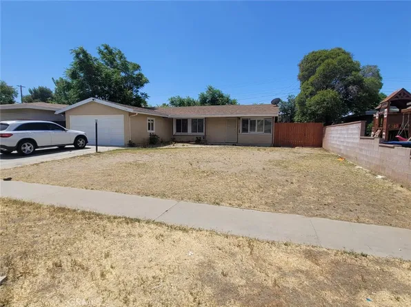 416 E Kildare St, Lancaster, CA 93535