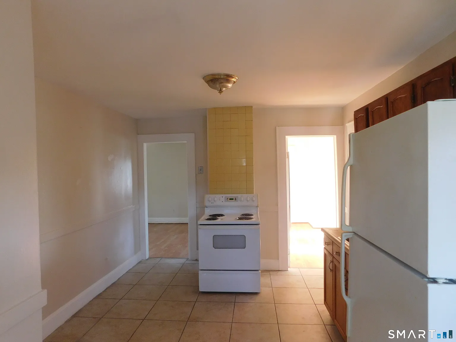 2 bed, 1.0 bath, 1000 sqft, $1,800 — Photo 4