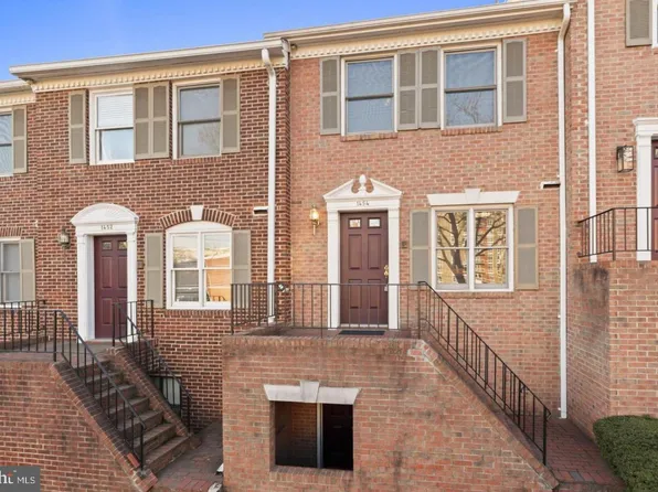 1454 N Quinn St, Arlington, VA 22209