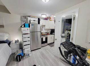 648 W Roscoe St #648, Chicago, IL 60657