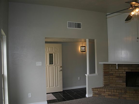 4th image of 2609 Escalante Ave