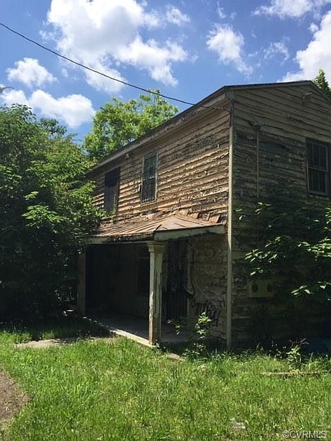 1st image of 617 Plum St