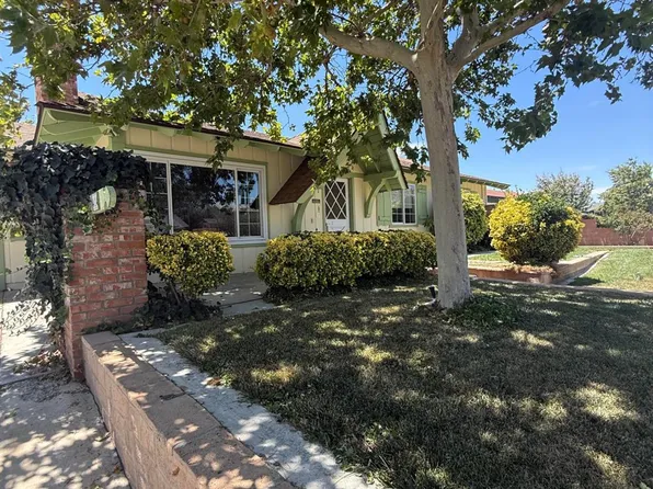 414 Brentwood Dr, Tehachapi, CA 93561