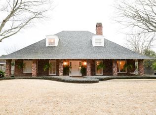 207 Old Settlement Rd, Lafayette, LA 70508