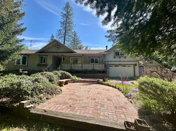 19623 Casa Loma Dr, Grass Valley, CA 95945