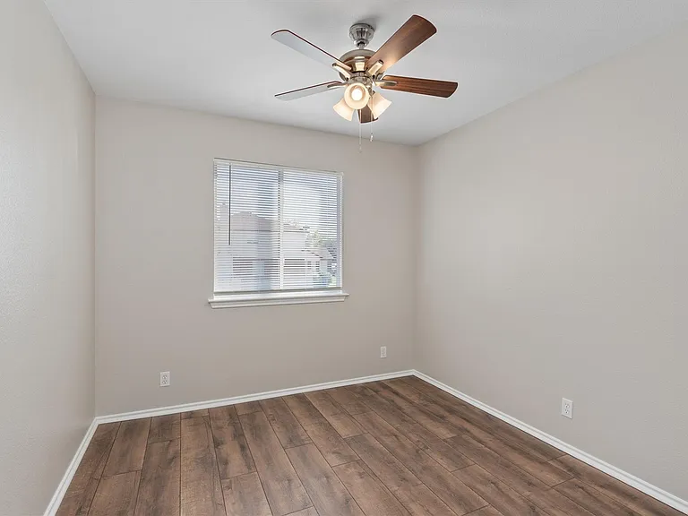 403 Lakemont Dr — Photo 18
