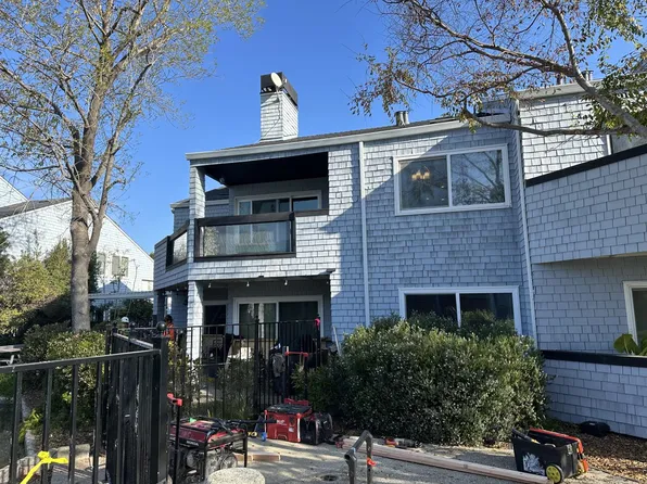 446 Barnegat Ln, Redwood City, CA 94065