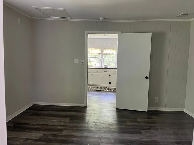 1434 Alma St — Photo 8