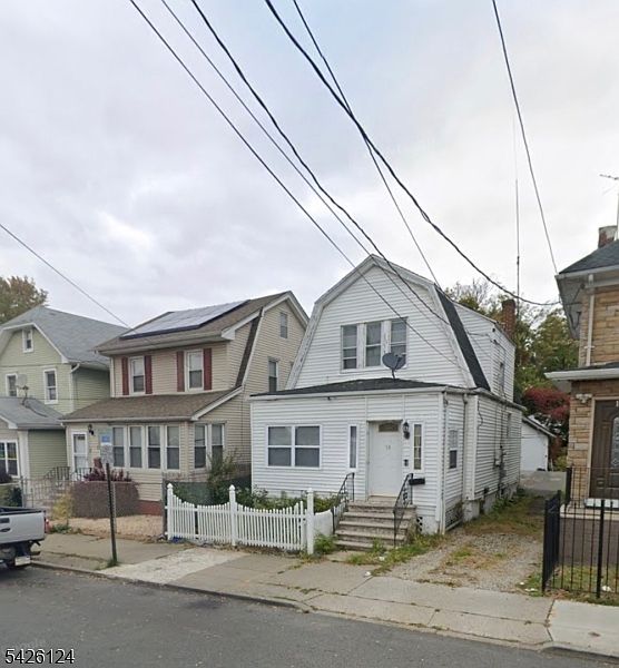 1st image of 13 Paine Ave