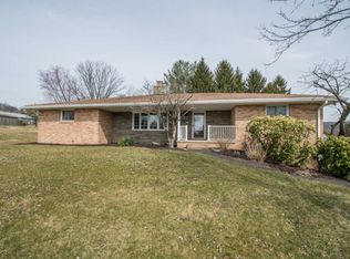 132 Briarwood Dr, Shavertown, PA 18708