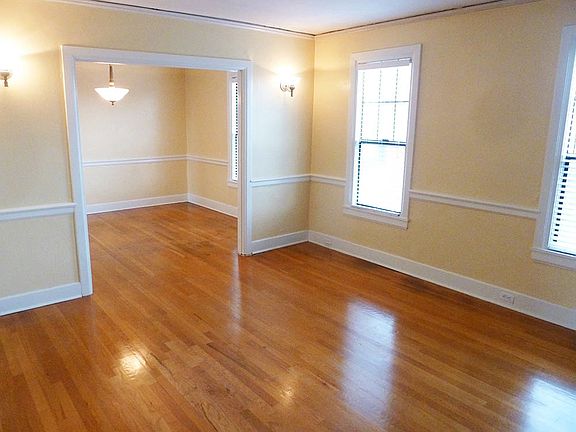 3rd image of 805 N 3rd St APT A3