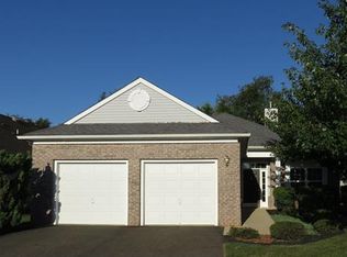 145 Valencia Dr, Monroe Township, NJ 08831