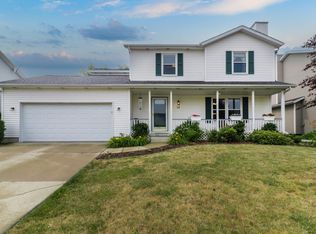 35 Rounds Rd, Bloomington, IL 61704