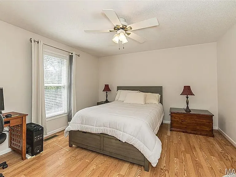 1079 Goss Ct — Photo 15