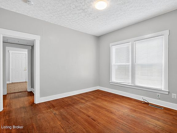 4th image of 4333 S 3rd St