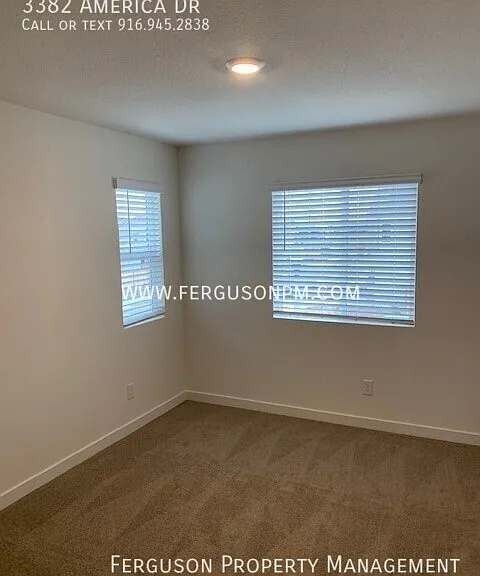3382 America Dr — Photo 9