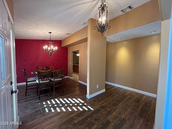 2nd image of 802 E Roberts Rd